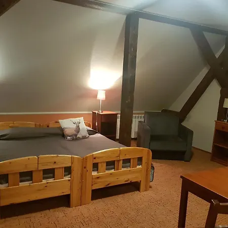 Farm stay Lesniczowka Nad Jeziorem *