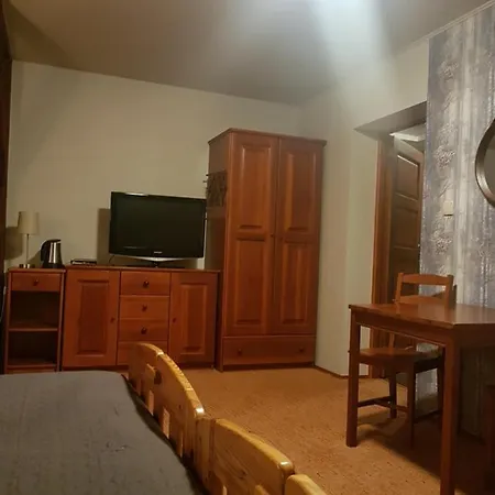 Lesniczowka Nad Jeziorem Farm stay