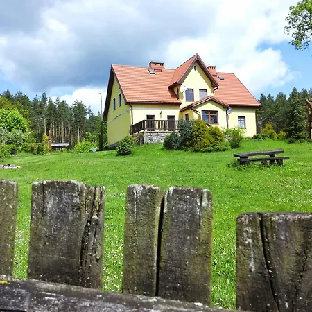 Lesniczowka Nad Jeziorem * Zamordeje
