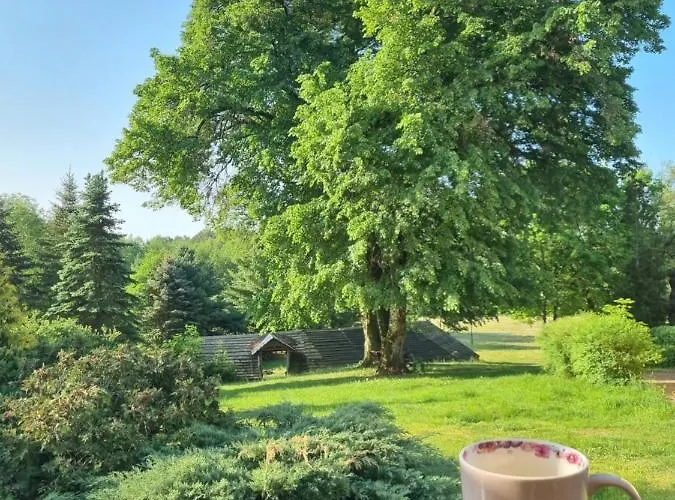 Leśniczówka Nad Jeziorem Alojamento de Turismo Rural *